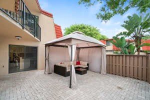 8237 Severn Dr, Boca Raton, FL 33433, Sold 05/07/21