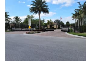 5037 Manchia Dr, Lake Worth, FL 33463, Sold 04/30/21