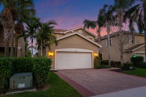 MLS# R10698740, Boynton Beach, Florida 33437
