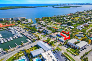 148 Yacht Club Dr, North Palm Beach, FL 33408, Sold 04/08/21
