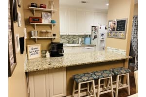 703 Miramar Ln, Palm Beach Gardens, FL 33410, Sold 04/27/21