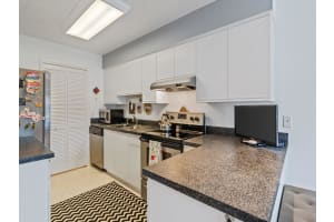 MLS# R10698856, Vero Beach, Florida 32962
