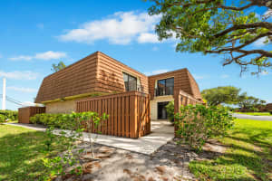 3900 County Line Rd #4d, Tequesta, FL 33469, Sold 04/21/21