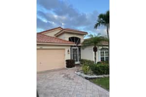 5989 Royal Club Dr, Boynton Beach, FL 33437, Sold 03/25/21