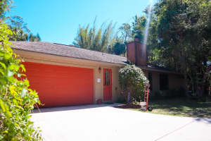 8165 25th St, Vero Beach, FL 32966, Sold 05/03/21