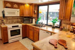 8165 25th St, Vero Beach, FL 32966, Sold 05/03/21