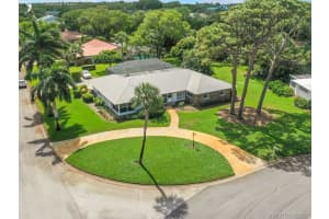 3 Indialucie Pkwy, Stuart, FL 34996, Sold 05/28/21