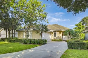 1024 Bedford Ave, Palm Beach Gardens, FL 33403, Sold 04/29/21