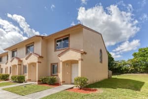 1608 Lakeview Dr W, Royal Palm Beach, FL 33411, Sold 04/19/21