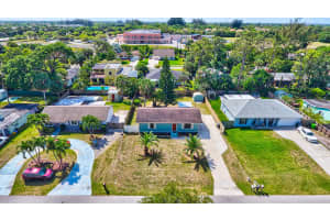 4628 Canal Dr, Lake Worth, FL 33463, Sold 05/18/21