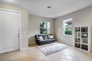10668 Ivanhoe Ln, Wellington, FL 33414, Sold 04/29/21