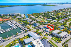 148 Yacht Club Dr, North Palm Beach, FL 33408, Sold 04/08/21