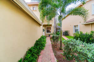 7648 Topiary Ave, Boynton Beach, FL 33437, Sold 05/10/21