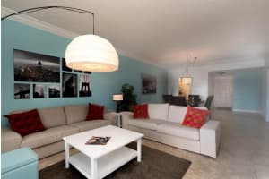 3051 S Ocean Blvd, Boca Raton, FL 33432, Sold 05/18/21