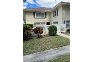 10 Amherst Ct, Royal Palm Beach, FL 33411, Sold 05/03/21
