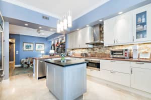 201 S Narcissus Ave, West Palm Beach, FL 33401, Sold 06/25/21