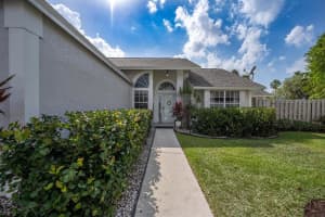 12896 Meadowbend Dr, Wellington, FL 33414, Sold 04/13/21
