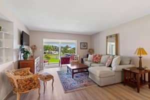 15 SE 13th St APT B2, Boca Raton, FL 33432, Sold 05/06/21