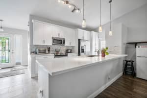 11207 Curry Dr, Palm Beach Gardens, FL 33418, Sold 04/15/21