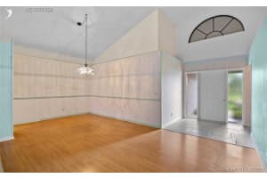 2143 NW 19th Dr, Stuart, FL 34994, Sold 04/27/21