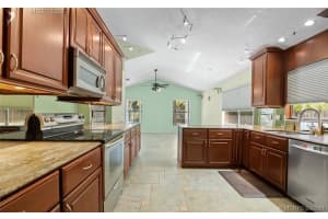 2143 NW 19th Dr, Stuart, FL 34994, Sold 04/27/21