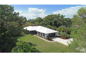 548 NE Bayberry Ln, Jensen Beach, FL 34957, Sold 04/27/21