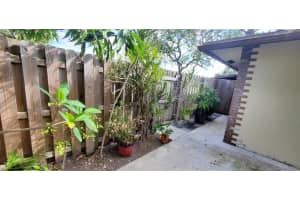 4296 Woodstock Dr, West Palm Beach, FL 33409, Sold 05/28/21