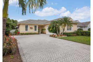8269 Bob-O-Link Dr, West Palm Beach, FL 33412, Sold 05/28/21