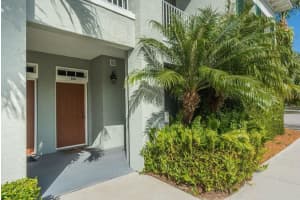 4350 Doubles Alley Dr, Vero Beach, FL 32967, Sold 05/05/21