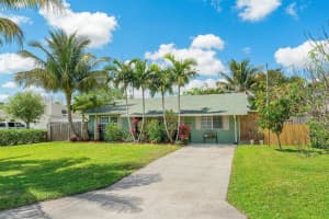 6831 Boston Dr, Lake Worth, FL 33462, Sold 05/07/21