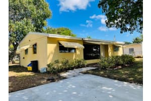 452 Tuskegee Dr, Lake Worth, FL 33462, Sold 05/05/21