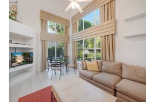 324 Sunset Bay Ln, Palm Beach Gardens, FL 33418, Sold 07/07/21