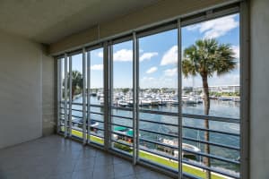 21 Yacht Club Dr, North Palm Beach, FL 33408, Sold 04/20/21