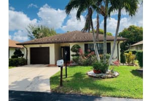 6470 Lakemont Cir, Greenacres, FL 33463, Sold 05/20/21