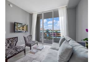 MLS# R10700880, West Palm Beach, Florida 33401