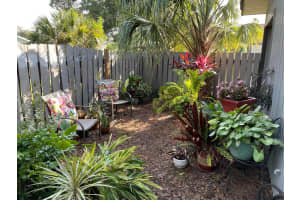 1422 39th Ave, Vero Beach, FL 32960, Sold 04/15/21