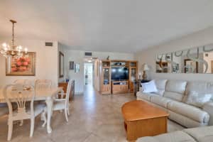 806 SE 7th St, Deerfield Beach, FL 33441, Sold 04/16/21