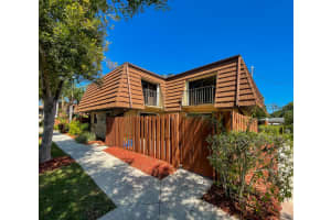 1440 N Lawnwood Cir #21b, Fort Pierce, FL 34950, Sold 05/21/21