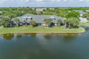4322 Cross Ct, Vero Beach, FL 32967, Sold 05/28/21