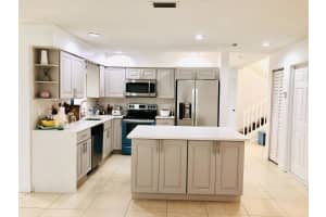 10429 Boca Springs Dr, Boca Raton, FL 33428, Sold 05/10/21