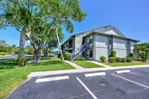 8164 SE Croft Cir, Hobe Sound, FL 33455, Sold 05/04/21