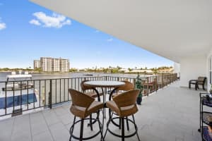 400 Seasage Dr, Delray Beach, FL 33483, Sold 05/05/21
