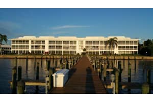 1868 SW Palm City Rd, Stuart, FL 34994, Sold 05/06/21