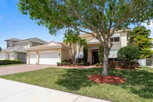 565 SW Yacht Basin Way, Stuart, FL 34997, Sold 08/13/21