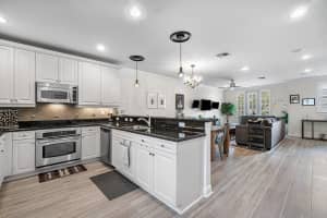 1034 E Heritage Club Cir, Delray Beach, FL 33483, Sold 04/21/21