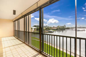 11370 12 Oaks Way, North Palm Beach, FL 33408, Sold 04/29/21