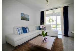 400 SE 10th St, Deerfield Beach, FL 33441, Sold 04/29/21