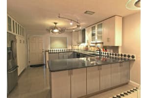 323 Leeward Ln, Fort Pierce, FL 34949, Sold 04/29/21