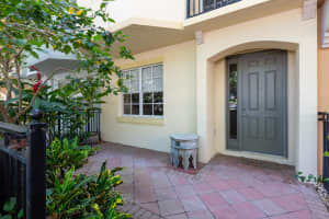 2409 San Pietro Cir, Palm Beach Gardens, FL 33410, Sold 06/11/21