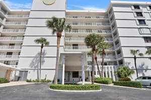 911 Ocean Dr, North Palm Beach, FL 33408, Sold 04/07/21